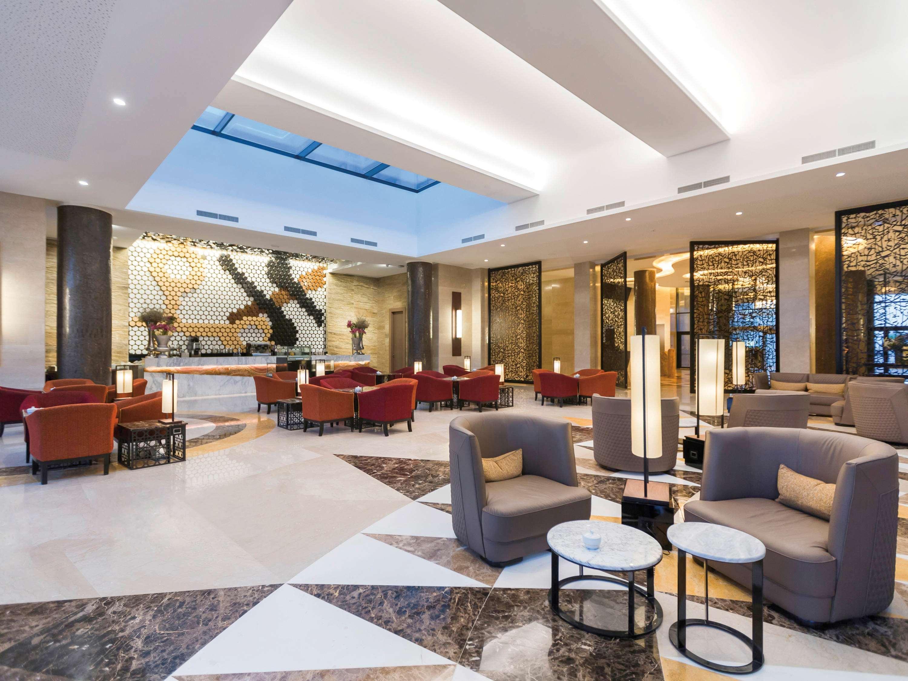 โรงแรมเมอเวนปิค ดู ลัค ตูนิส ภายนอก รูปภาพ Lobby