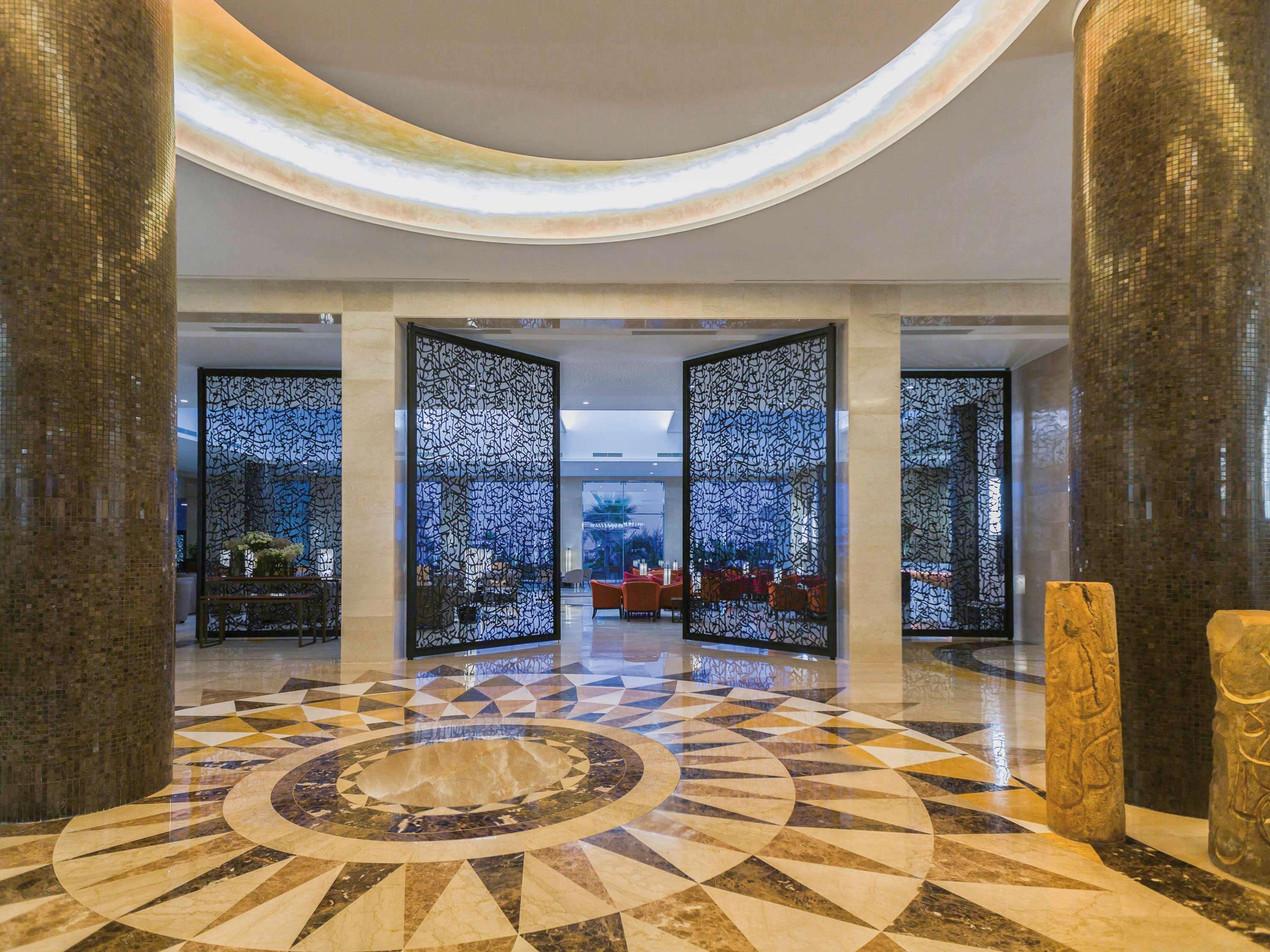 โรงแรมเมอเวนปิค ดู ลัค ตูนิส ภายนอก รูปภาพ Lobby