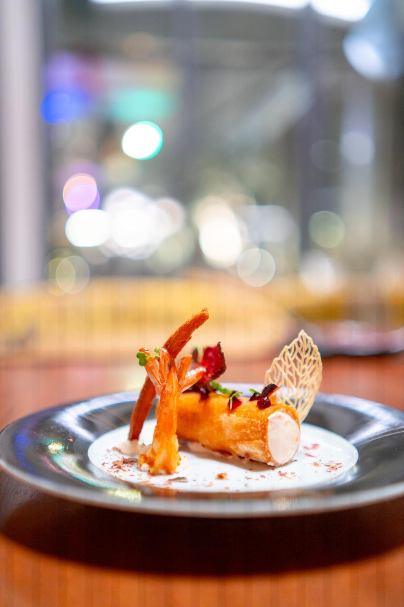 โรงแรมเมอเวนปิค ดู ลัค ตูนิส ภายนอก รูปภาพ A dessert